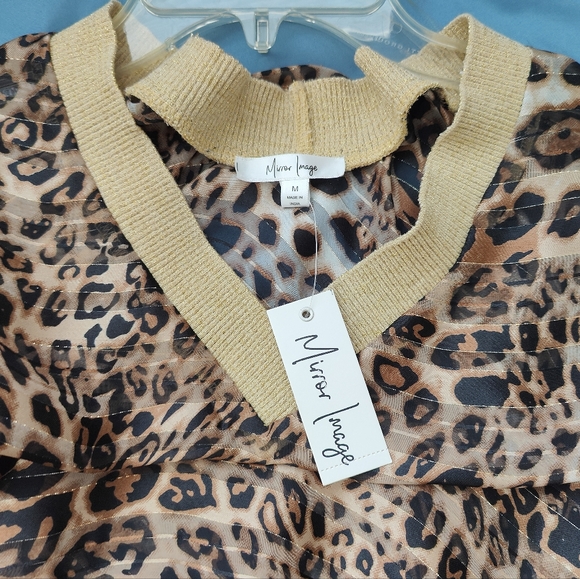 Mirror Image - Leopard Print Top Medium - NWT - Picture 3 of 10
